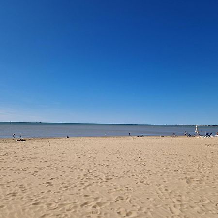 Bel Appartement T2 Avec Balcon, Wifi Et Parking Pres De La Plage - Fr-1-706-2 Châtelaillon-Plage Eksteriør billede